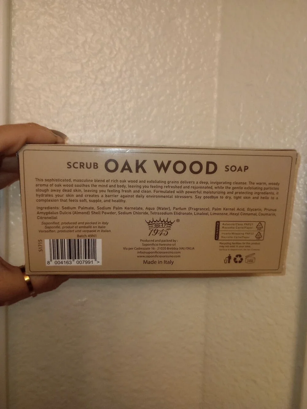 Oak Wood Artisanal Soap, Made In Italy
